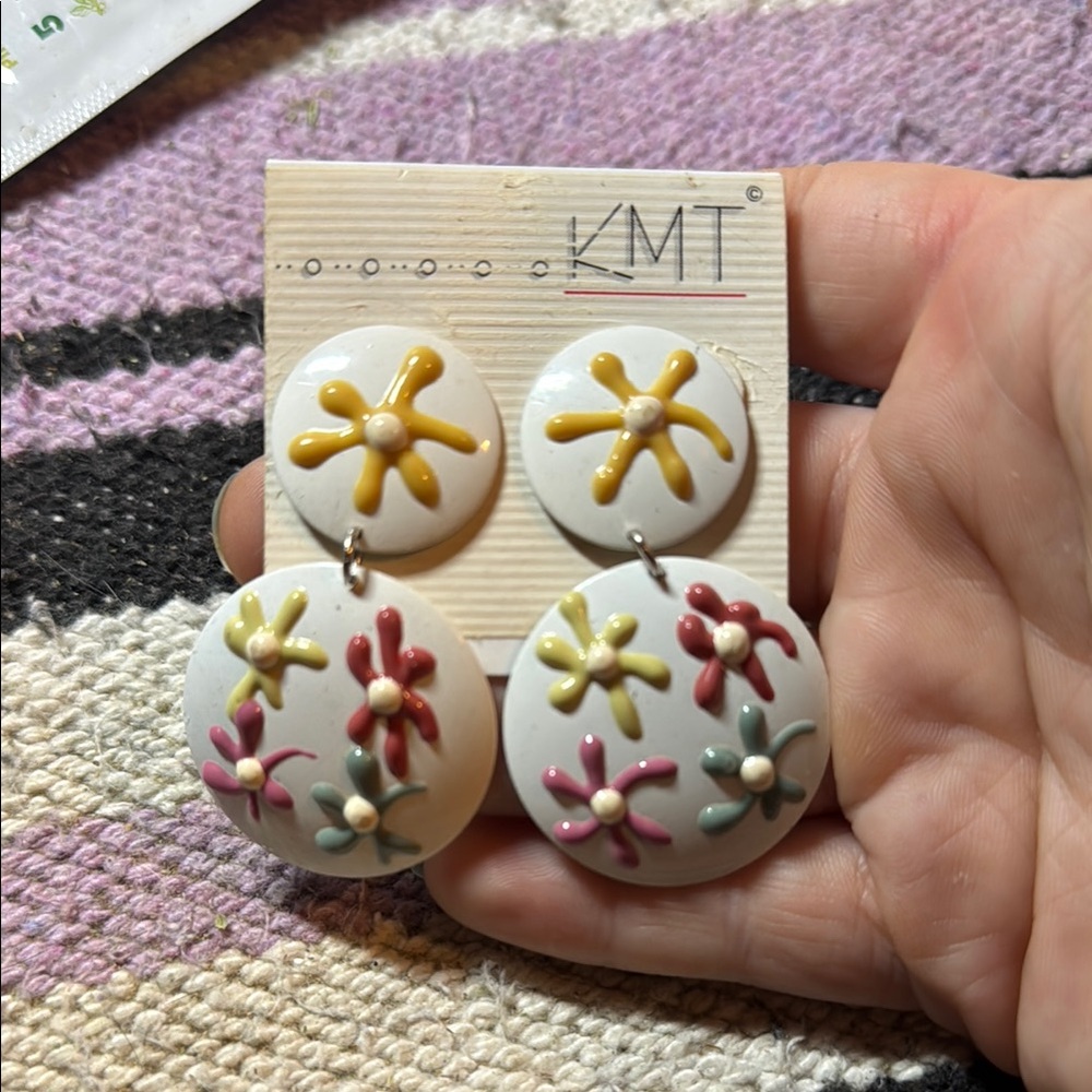 Floral Vintage Groovy Earrings